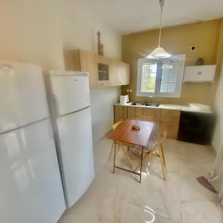 Апартаменты Kastelani House Lux *